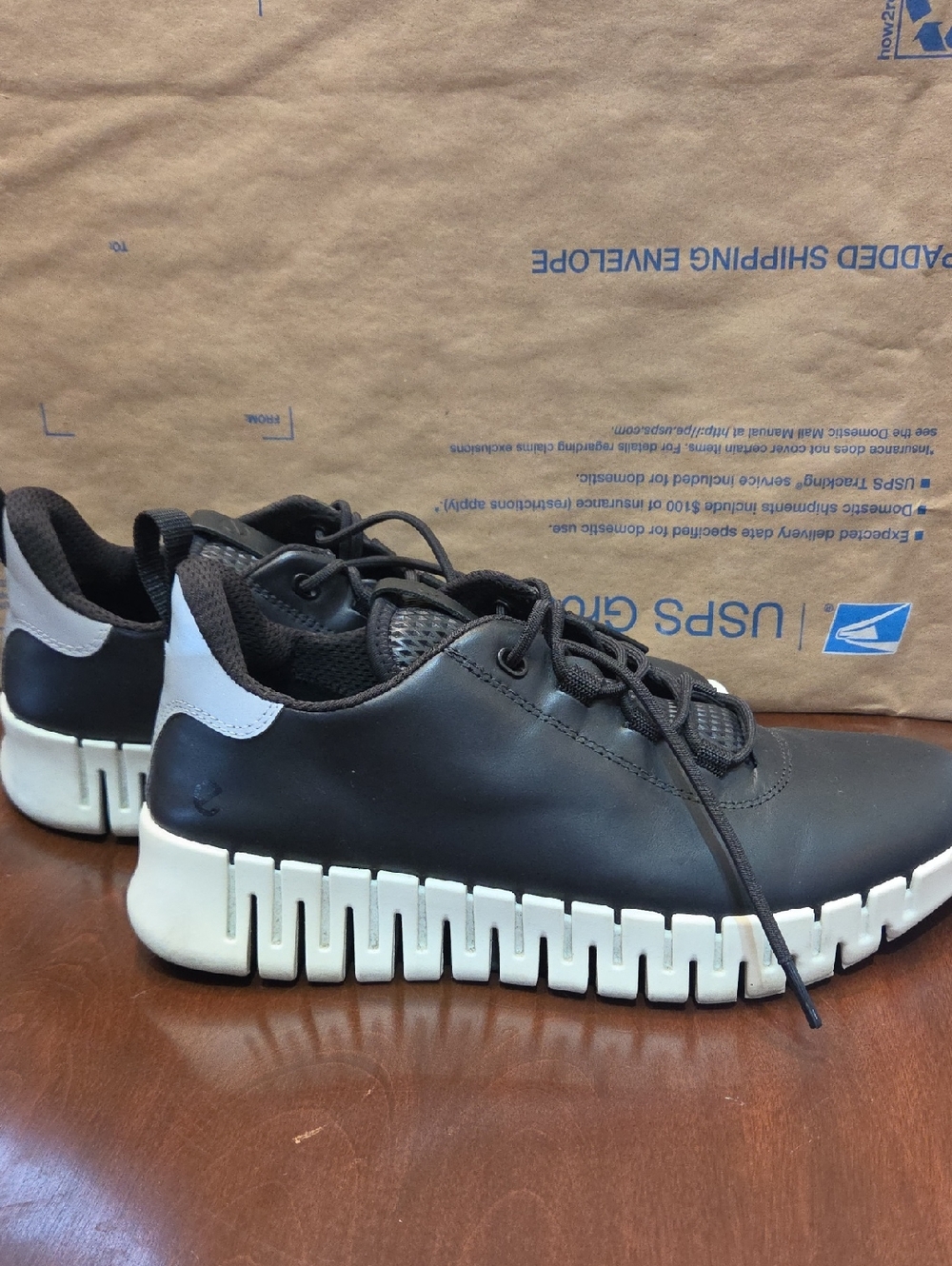 Ecco Womens's Black Sneakers with White Sole and Gray Heel Accent